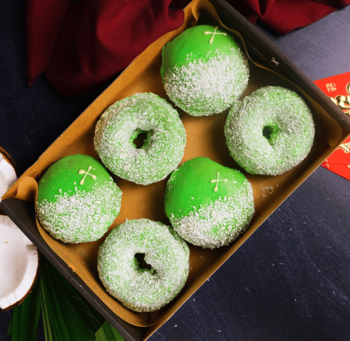 Lunar New Year Crosstown Pandan Selection Donuts (Treat Box of 6 with bonus Giant Snow Iced Ring Donut)